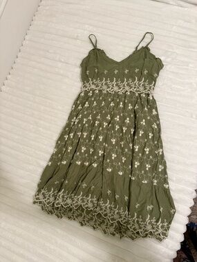 Jessica Simpson Olive Green Embroidered Maxi Dress